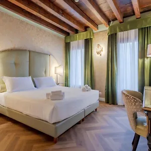 Relais Piazza San Marco 3*, Venise Italie