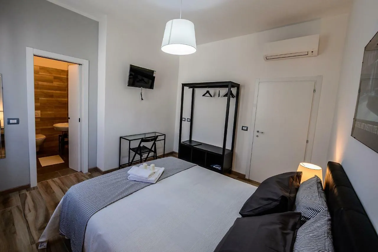 Patty'S Guesthouse Parma Guest house